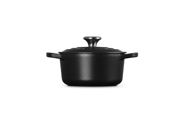 Le Creuset Cast Iron Signature Round Casserole 16cm Matte BlackMatte Black image number 3