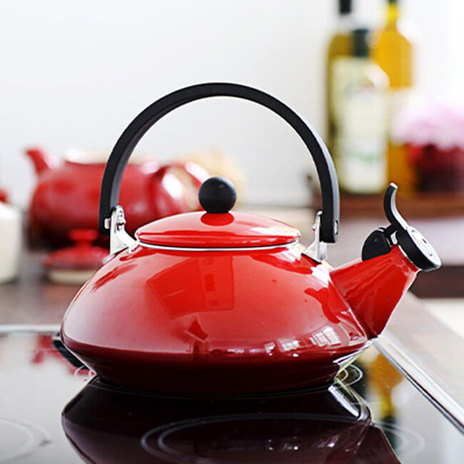 Zen Kettle CeriseCerise image number 1