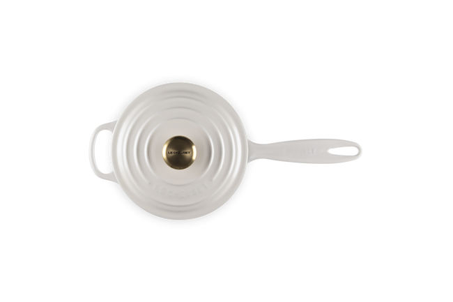 Cast Iron Signature Saucepan image number 4