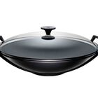 Le Creuset Cast Iron Classic Wok With GlaStainless Steel Lid 36cm 36cm Matte BlackMatte Black image number 3