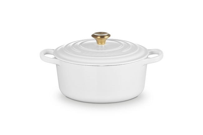 Le Creuset Cast Iron Signature Round Casserole 22cm WhiteWhite image number 1