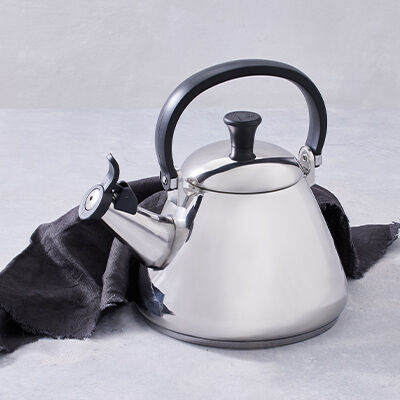 Stainless Steel Kone Kettle | Le Creuset®