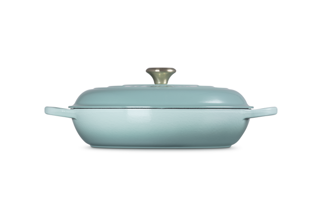 Le Creuset Cast Iron Signature Shallow CasseroleSage image number 3