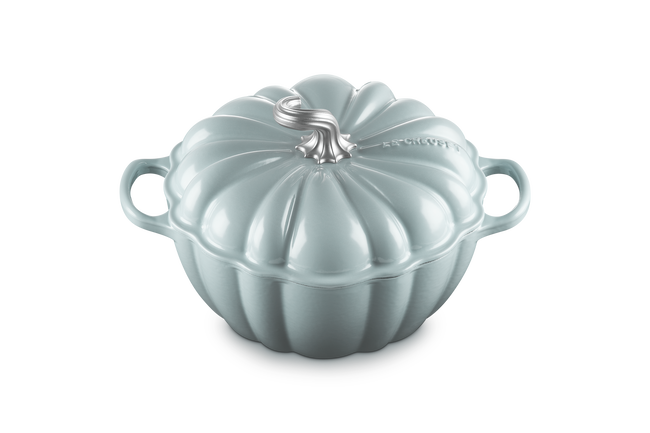 Le Creuset Cast Iron Signature Pumpkin Casserole 24cm Sea SaltSea Salt image number 2