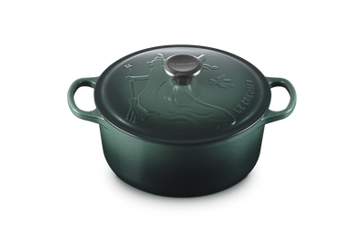 Wicked Elphaba Embossed Signature Round Casserole
