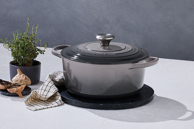 Cast Iron Signature Round CasseroleFlint image number 5