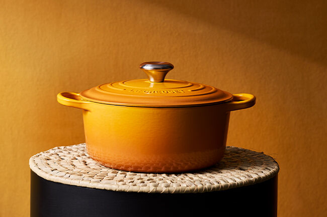 Cast Iron Signature Round CasseroleNectar image number 7
