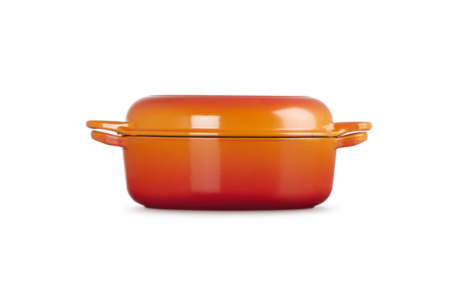 26cm Round Wide Oven Baker with LidFlame image number 2