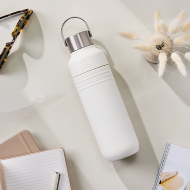 Le Creuset On The Go Insulated Water Bottle 500ml CottonCotton image number 5