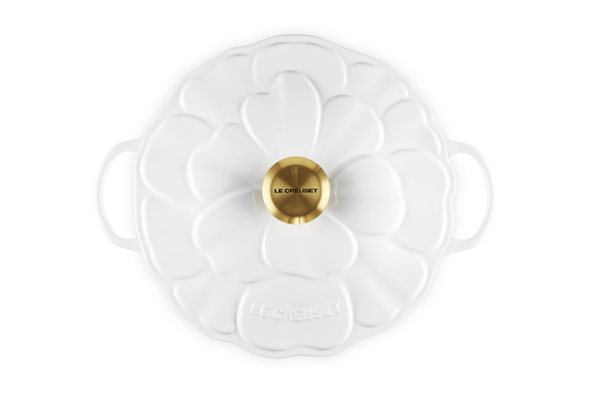 Le Creuset Cast Iron Signature Petal Soup Pot 26cm image number 8