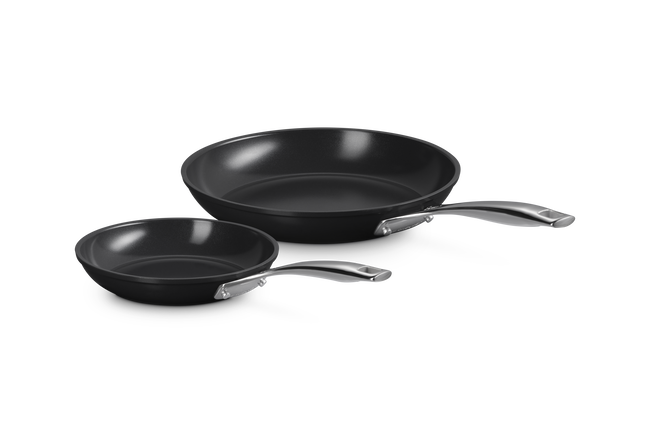 Essential Non-Stick Ceramic 2-piece Shallow Frying Pan Set (20-26 cm) image number 1