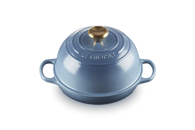 Le Creuset Cast Iron Signature Bread Oven 24cm ChambrayChambray image number 2