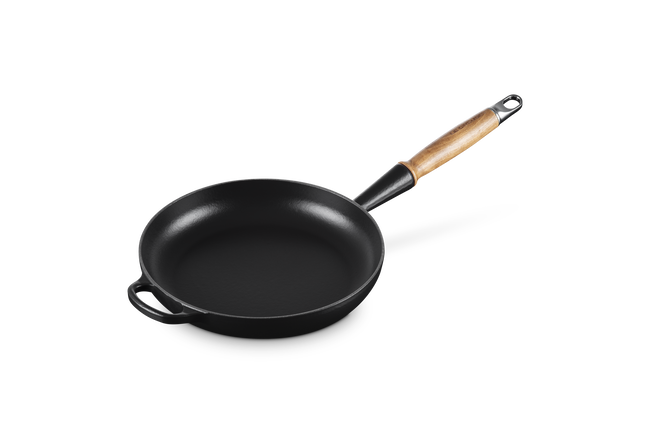 Le Creuset Cast Iron Signature Frying Pan with Wooden Handle 24cm Matte BlackMatte Black image number 5