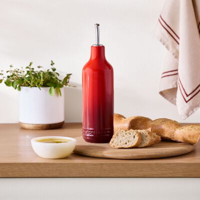 Stoneware 600ml Oil Cruet | Le Creuset®