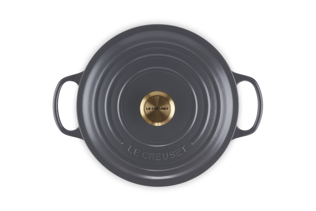 Cast Iron Signature Round Casserole image number 4