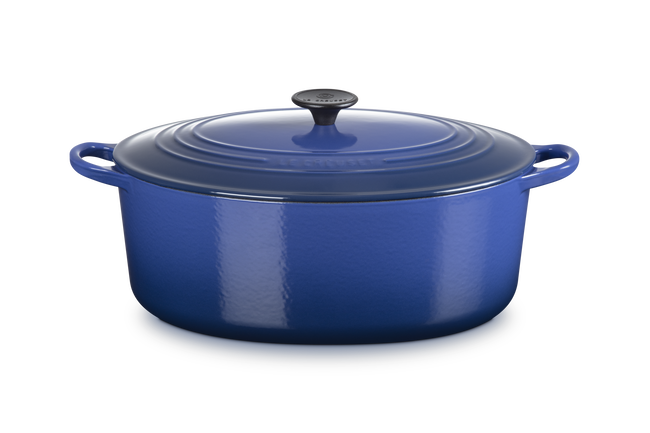Le Creuset Cast Iron Classic Oval Casserole image number 1
