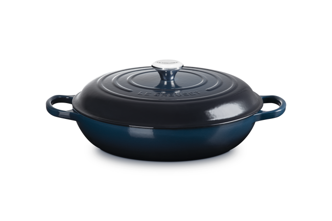 Cast Iron Signature Shallow CasseroleNuit image number 2