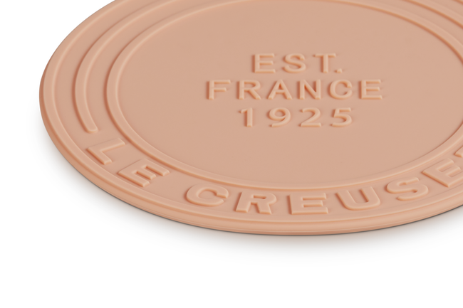 Le Creuset Silicone Set of 4 Coasters 1925 Design 10cm P&ecirc;cheP&ecirc;che image number 2