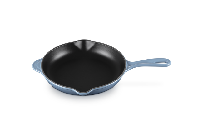 Le Creuset Cast Iron Classic Skillet image number 2