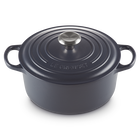 Le Creuset Cast Iron Signature Round Casserole 26cm NavyNavy image number 2