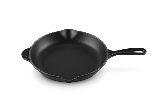 Le Creuset Cast Iron Classic Skillet 26cm Matte BlackMatte Black image number 2