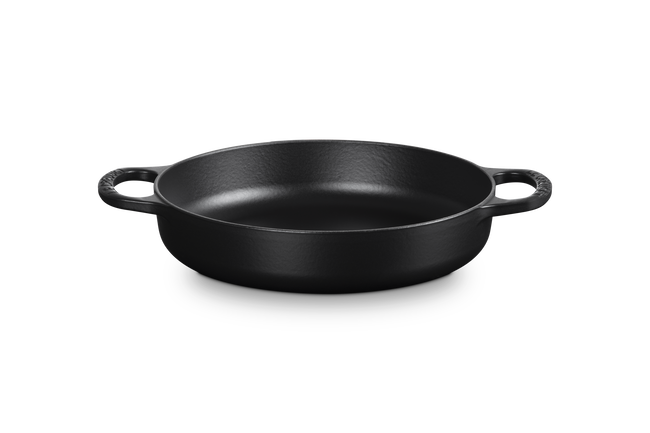 Le Creuset Cast Iron Signature Everyday Pan 28cm Matte BlackMatte Black image number 1