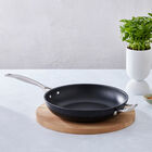 Toughened Non-Stick Deep Frying Pan with Helper Handle image number 1
