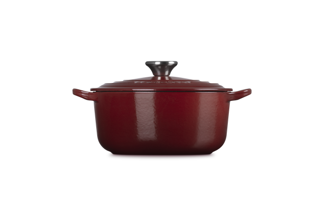 Le Creuset Cast Iron Classic Round CocotteGarnet image number 3