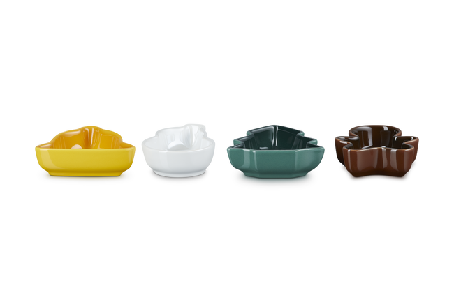 Stoneware Set of 4 Christmas Mini Dishes image number 3