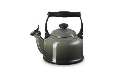 Traditional Kettle with Phenolic Knob