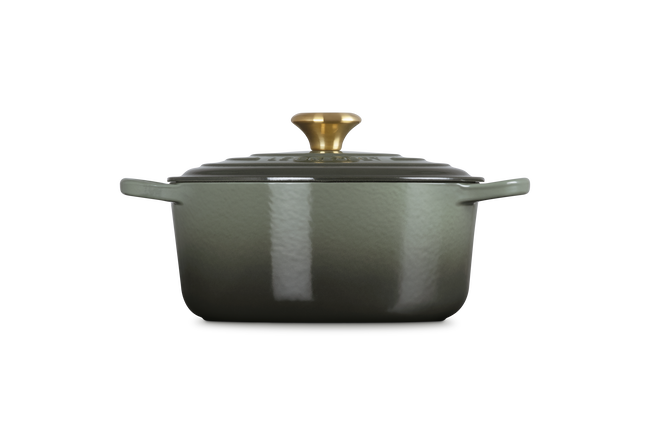 Le Creuset Cast Iron Signature Round Casserole 24cm ThymeThyme image number 3