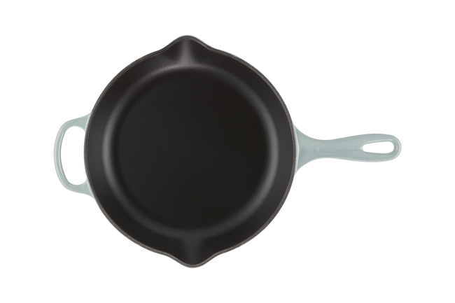 Le Creuset Cast Iron Signature Skillet 26cm Sea SaltSea Salt image number 4