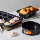 Le Creuset Metal Bakeware 3 Piece Bakeware Set image number 5