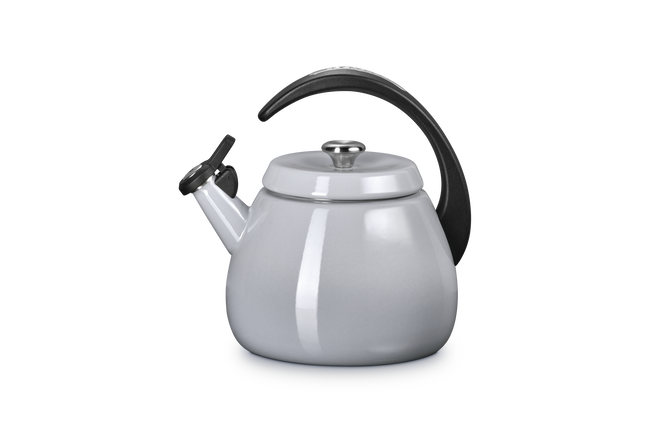 Le Creuset Cloche Kettle with Stainless Steel Knob 2.1L Ch&acirc;teauCh&acirc;teau image number 1