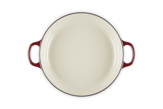 Le Creuset Cast Iron Signature Petal Shallow Casserole 26cmGarnet image number 4
