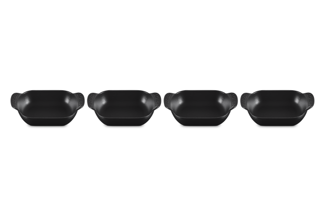 Le Creuset Cast Iron Gourmet Set of 4 Mini Rectangular Bakers 13cm Matte Black image number 2