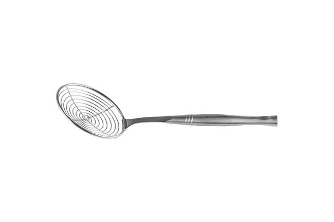 Le Creuset Stainless Steel Wire Skimmer image number 3
