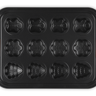 Le Creuset Metal Bakeware 12 Cup Holiday Cakelet Tray image number 7