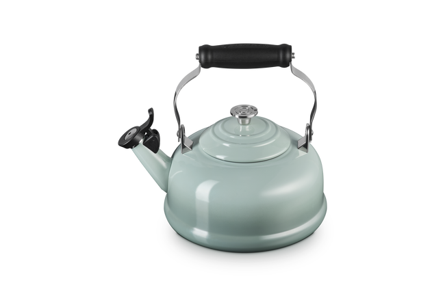 Le Creuset Stainless Steel Whistling Kettle with Crucible Knob 1.6L image number 2