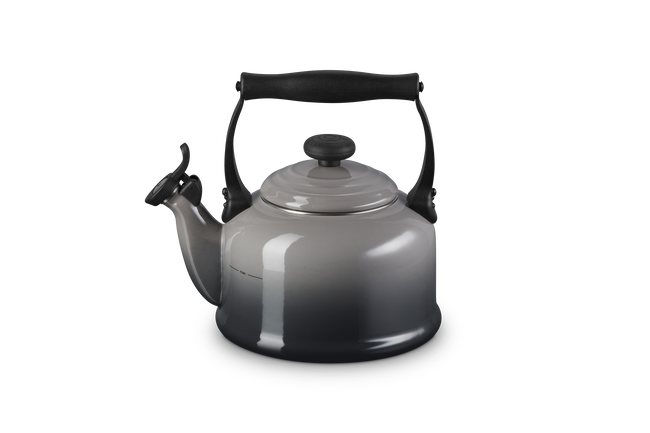 Le Creuset Traditional Kettle 2.1L FlintFlint image number 1