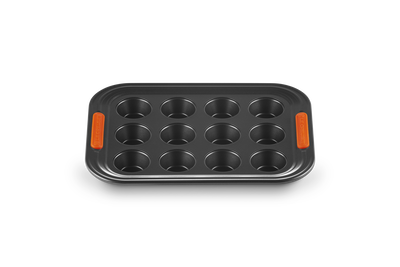 Le Creuset Metal Bakeware 12 Cup Mini Muffin Pan