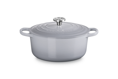 Le Creuset Cast Iron Signature Round Casserole 26cm Ch&acirc;teau