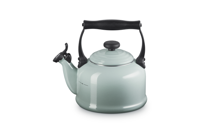 Le Creuset Traditional Kettle 2.1LSea Salt image number 1