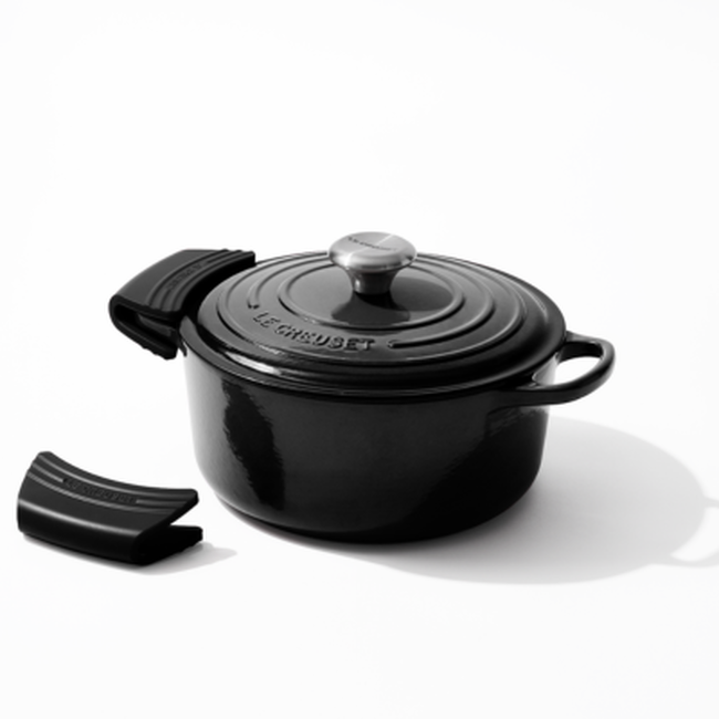 Le Creuset Silicone Set of 2 Side Handle Grip OnyxOnyx image number 4
