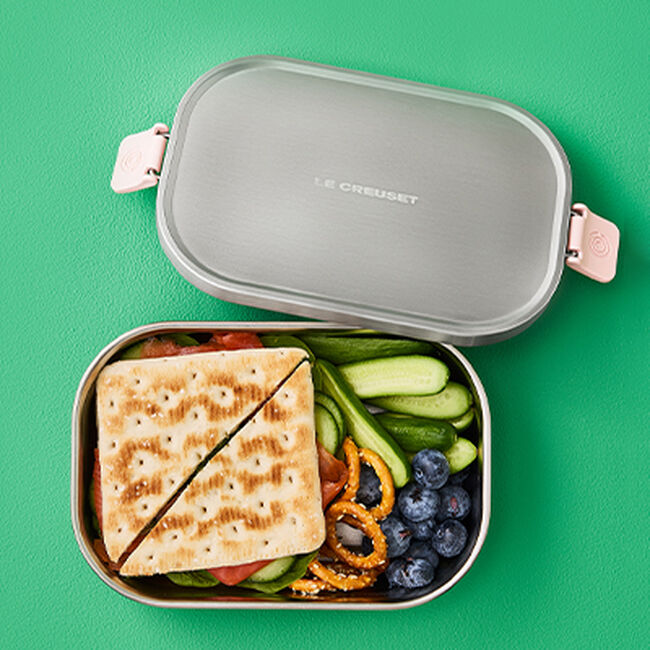 Le Creuset On The Go Lunch Box 900ml Shell PinkShell Pink image number 6
