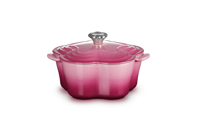 Le Creuset Cast Iron Classic Flower Shaped Casserole 20cm Berry image number 1