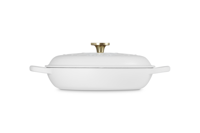 Le Creuset Signature Cast Iron Shallow Casserole L'Etoile Relief 30cm CottonCotton image number 3