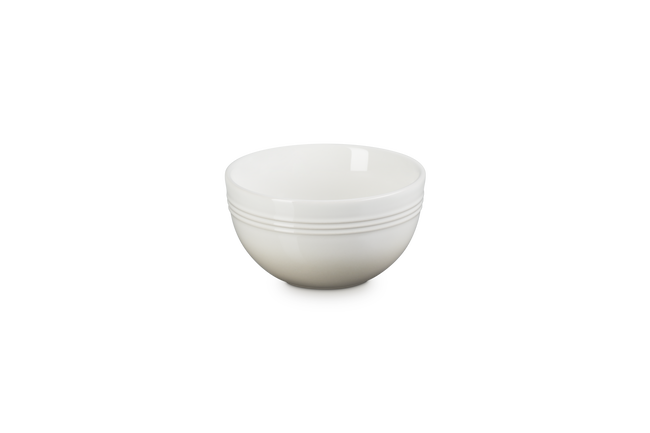 Stoneware Coupe Snack BowlMeringue image number 1