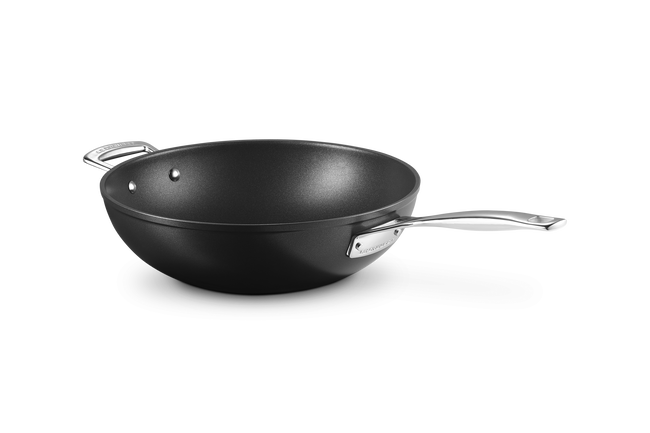 Le Creuset Toughened Non-Stick Stir-Fry Pan with Helper Handle 30cm image number 5