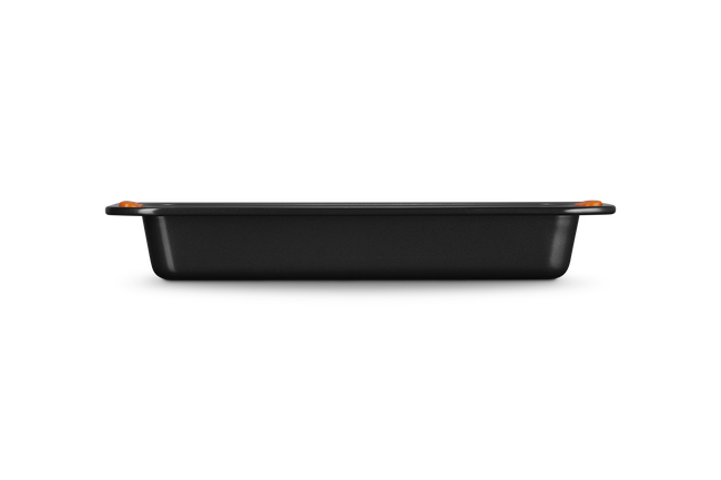 Le Creuset Metal Bakeware Rectangular Cake Tin 33cm image number 5